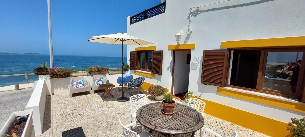 Pequena Baleia Bed & Breakfast Ferrel  Exterior foto